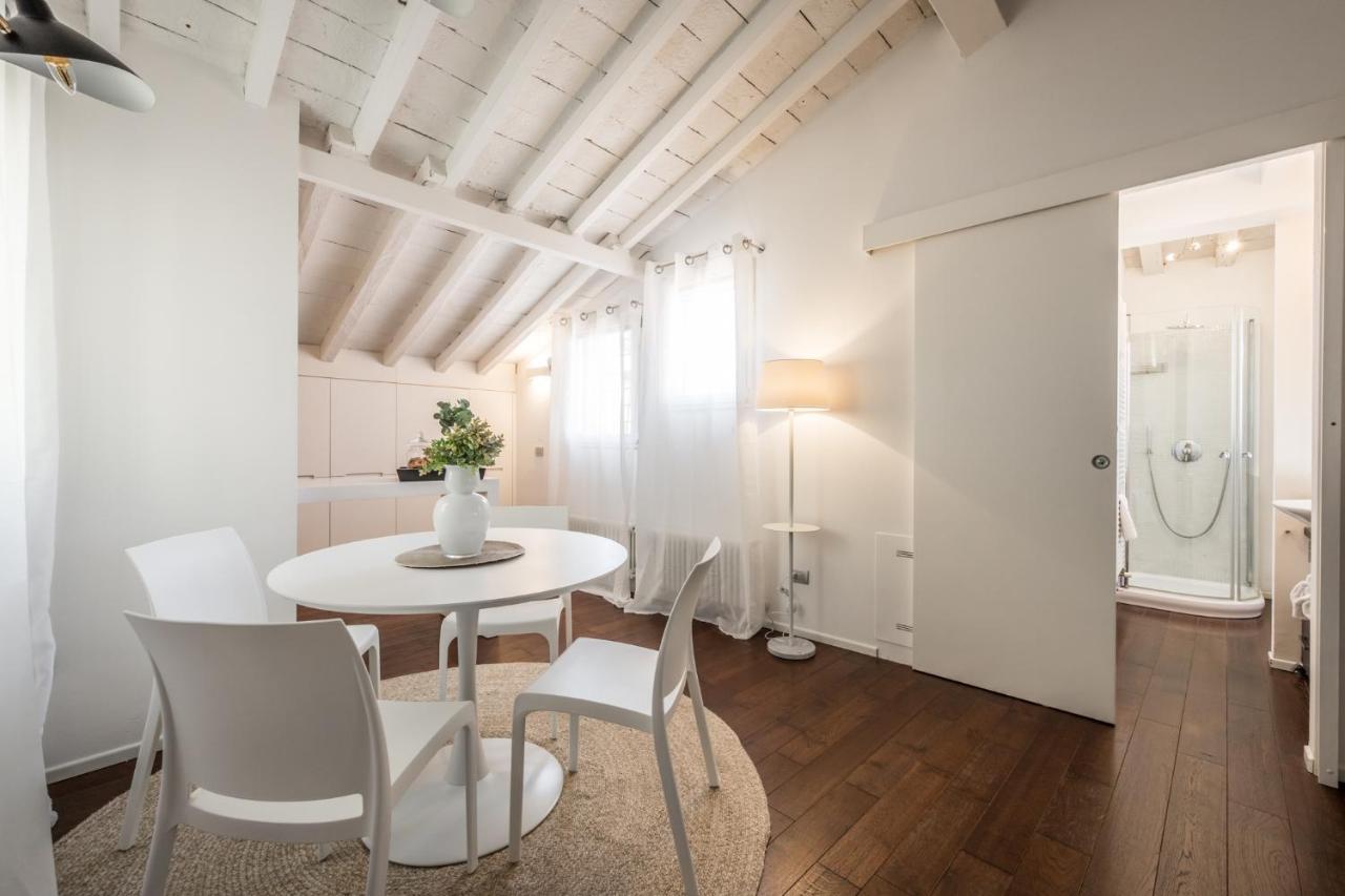Emilia Suite Urban Modena Exteriör bild